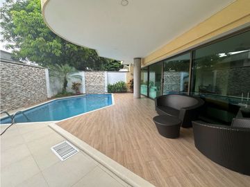 Bellisima Casa en Venta de 4 Habitaciones. Altos de Riomar
