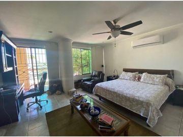 Bellisima Casa en Venta de 4 Habitaciones. Altos de Riomar