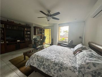 Bellisima Casa en Venta de 4 Habitaciones. Altos de Riomar
