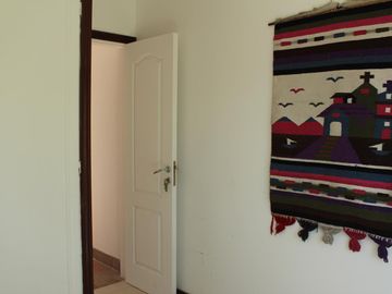 Venta , Alquiler Temporario. Casa  sobre el golf en  Golfers c.c
