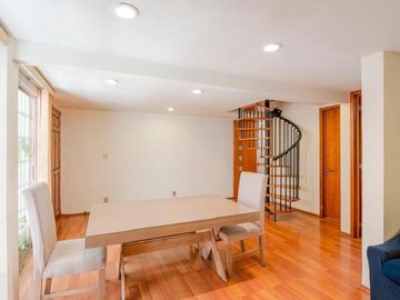 Departamento duplex  en Cerrada Santa Lucia