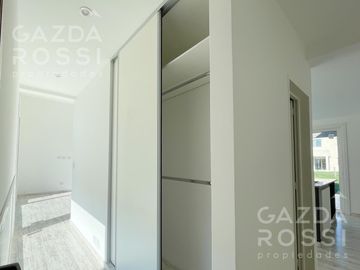 venta de Casa a estrenar en  barrio Santa Ines, Canning