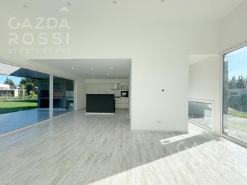 venta de Casa a estrenar en  barrio Santa Ines, Canning
