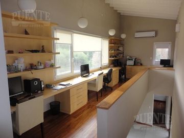 Saint Thomas, Canning - Excelente Casa sobre Lote Doble!