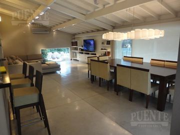 Saint Thomas, Canning - Excelente Casa sobre Lote Doble!
