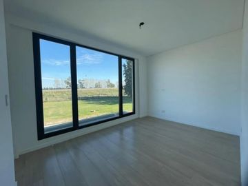 Moderna  Casa a la venta  4 Amb - Barrio Privado Lares De Canning  a estrenar!!