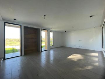 Moderna  Casa a la venta  4 Amb - Barrio Privado Lares De Canning  a estrenar!!
