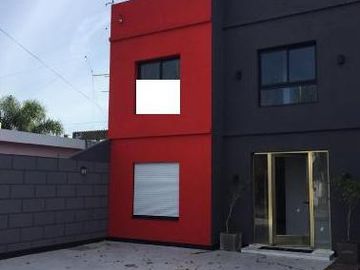 VENTA - PH - Moron Sur-LUMINOSO-A ESTRENAR-TERRAZA-PARRILLA