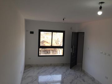 VENTA - PH - Moron Sur-LUMINOSO-A ESTRENAR-TERRAZA-PARRILLA