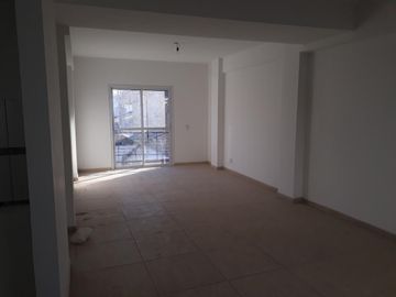 Venta- Departamento -a estrenar-Moreno Centro - OPORTUNIDAD