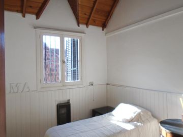 VENTA CHALET 6 AMBIENTES EN VICENTE LÓPEZ