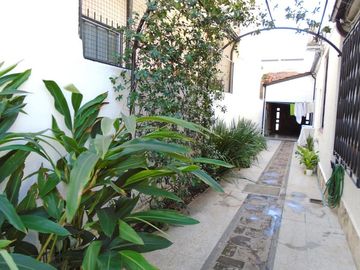 VENTA CHALET 6 AMBIENTES EN VICENTE LÓPEZ