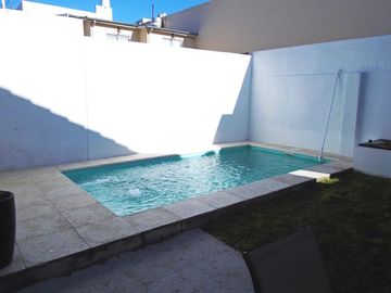 VENTA CHALET 6 AMBIENTES EN VICENTE LÓPEZ