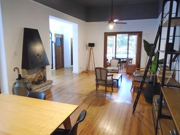 VENTA CHALET 6 AMBIENTES EN VICENTE LÓPEZ