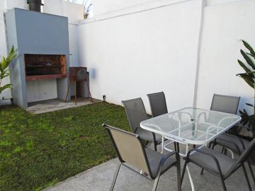 VENTA CHALET 6 AMBIENTES EN VICENTE LÓPEZ