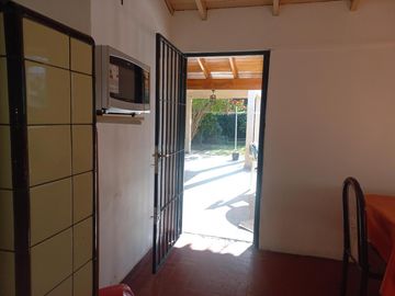 Casa en Venta - 2 Dormitorios 1 Baño Cochera - 300 mts2 - Almirante Brown,Buenos Aires