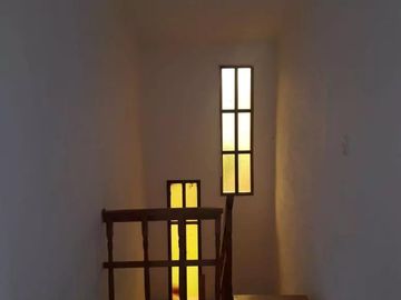 Casa en venta - 3 Dormitorios 2 Baños - Cocheras - 1.200Mts2 - Tanti, Córdoba