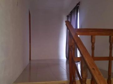 Casa en venta - 3 Dormitorios 2 Baños - Cocheras - 1.200Mts2 - Tanti, Córdoba