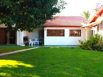 Casa - Ciudad Jardin Del Palomar-venta-lote 800 mts-piscina -patio -quincho -garage- pileta-patio