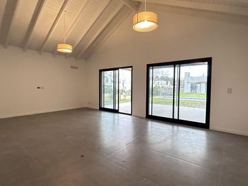 Casa a estrenar en venta en Santa Clara