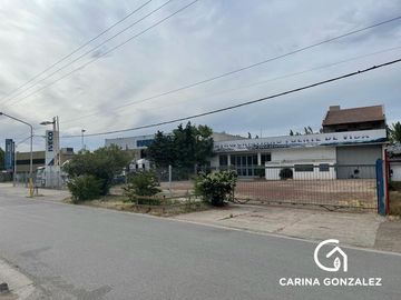 Venta de galpón de uso comercial en Neuquén Capital