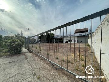 Venta de galpón de uso comercial en Neuquén Capital