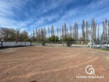 Venta de galpón de uso comercial en Neuquén Capital