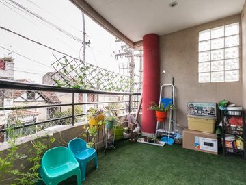 Departamento  de 2 ambientes con cochera en Remedios De Escalada