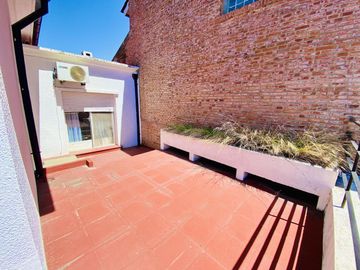 Casa - Martinez-pileta-quincho-Venta-5 ambientes-ascensor-garage-cochera-parque