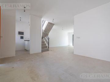 LJ RAMOS | VENDE | DEPTO  2 AMBS C/ TERRAZA | TERRAZAS H| PILAR | CON RENTA