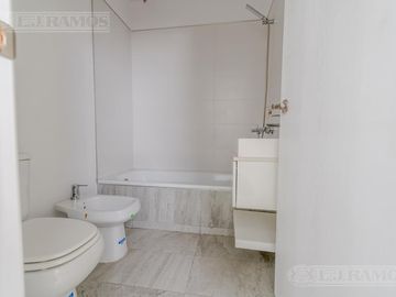 LJ RAMOS | VENDE | DEPTO  2 AMBS C/ TERRAZA | TERRAZAS H| PILAR | CON RENTA
