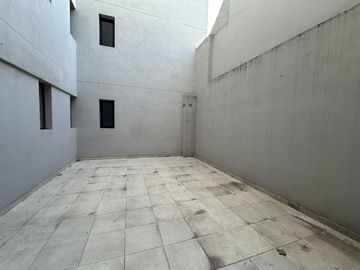 VENTA - Santiago / 9 de Julio - 1 dorm     Escrit     Patio