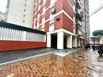 DEPARTAMENTO 2 AMBIENTES CON BLACON EN CHACARITA VENTA