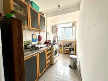 DEPARTAMENTO 2 AMBIENTES CON BLACON EN CHACARITA VENTA