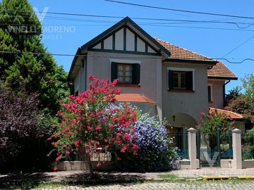 Chalet en Barrio Ingles de Temperley