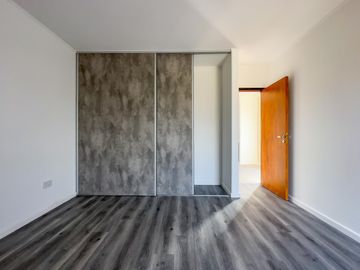 Casa 2 dormitorios con jardin y pileta. A Estrenar. Financiacion  en pesos.