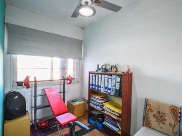 Casa en venta de 2 dormitorios mas comodín con cochera en Fisherton, Rosario. Permuta por Depto