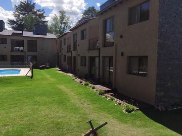 vendo Departamento en  Condominio  Villa General Belgrano ideal renta