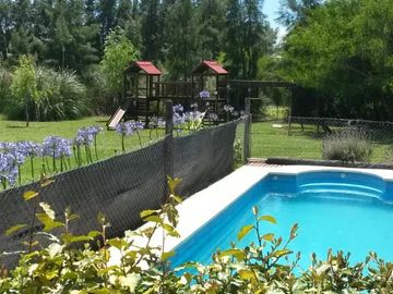 Casa Quinta en venta - 3 Dormitorios 1 Baño - 2.109,37Mts2 - Chascomús