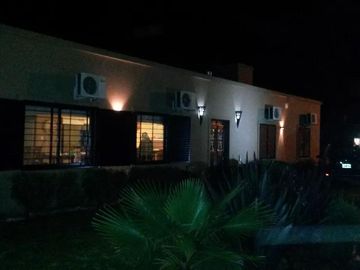 Casa Quinta en venta - 3 Dormitorios 1 Baño - 2.109,37Mts2 - Chascomús