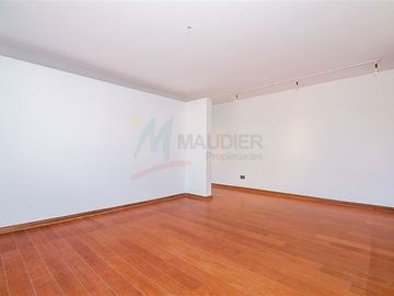 Departamento en Venta en El Golf