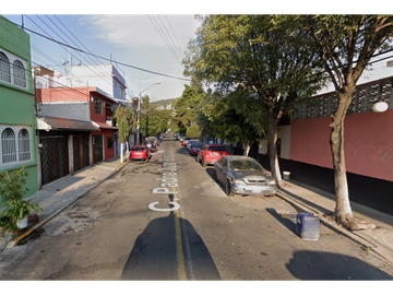 VENDO CASA EN VASCO DE QUIROGA, GUSTAVO A. MADERO JUNTO A PLAZA ORIENTE