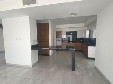 CASA EN VENTA EN CAMPIÑA CORDOVESA FRACC. SENDEROS TORREON COAH.