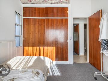 Casa en Barrio privado digna de ver luminosa, pileta, cocheras, 3dorm 5amb 2baños toilette lavadero