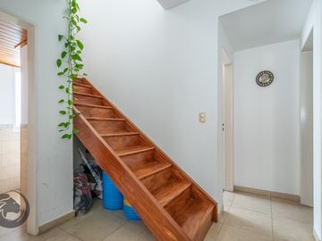Casa en Barrio privado digna de ver luminosa, pileta, cocheras, 3dorm 5amb 2baños toilette lavadero