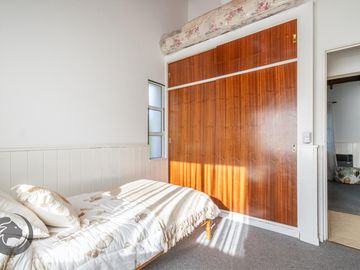 Casa en Barrio privado digna de ver luminosa, pileta, cocheras, 3dorm 5amb 2baños toilette lavadero