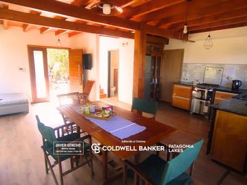 Venta Casa Calle 25 lote 15  3 dormitorios, Faldeo del Bayo, Villa La Angostura