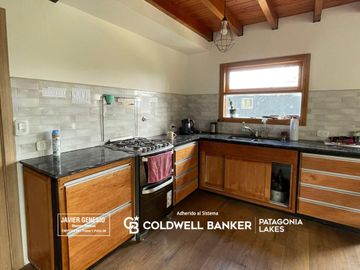Venta Casa Calle 25 lote 15  3 dormitorios, Faldeo del Bayo, Villa La Angostura