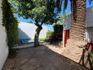 Casa 5 ambientes en venta en Haedo
