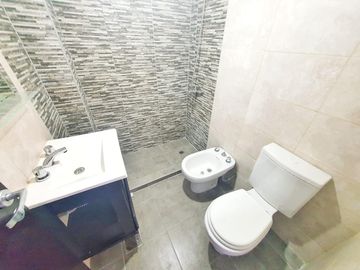 VENTA DEPARTAMENTO 2 AMB 29 M2 BALCON VALENTIN ALSINA LANUS